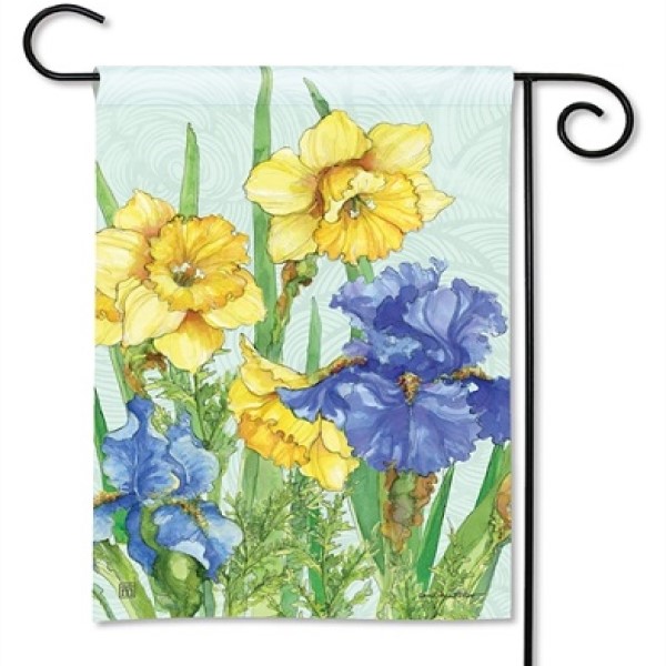 Decorative garden flags